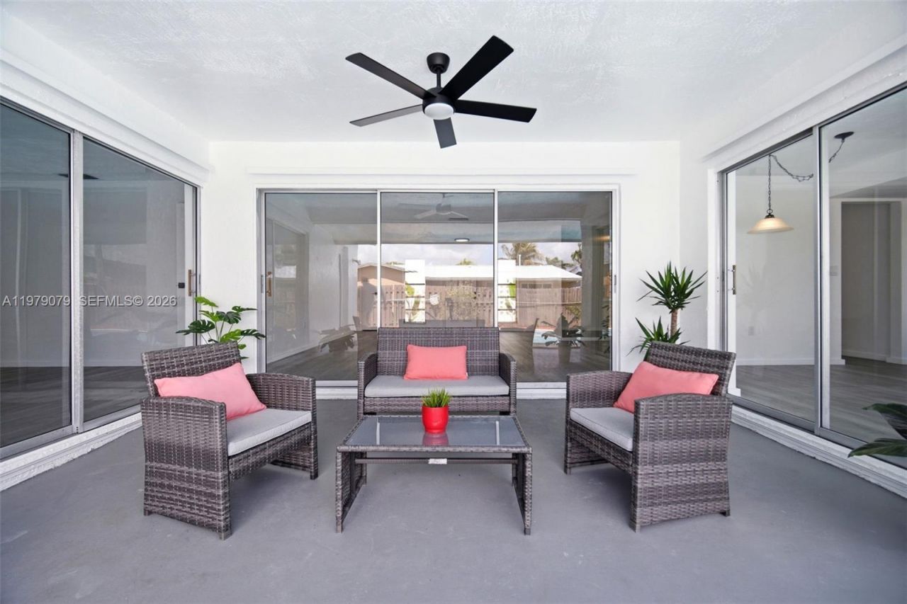 9241 Sunset Strip , Sunrise, FL 33322 Photo