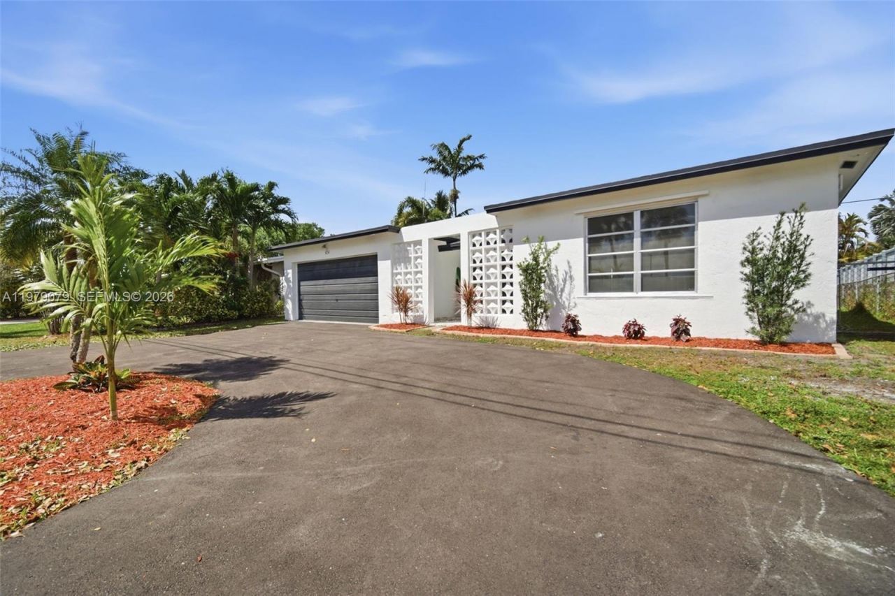 9241 Sunset Strip , Sunrise, FL 33322 Photo