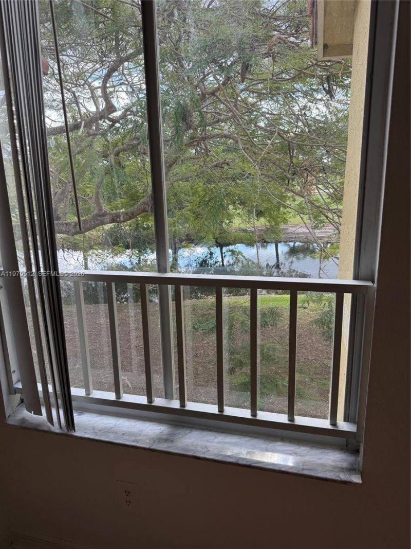 13090 Vista Isles Dr. , Unit 126, Sunrise, FL 33325 Photo