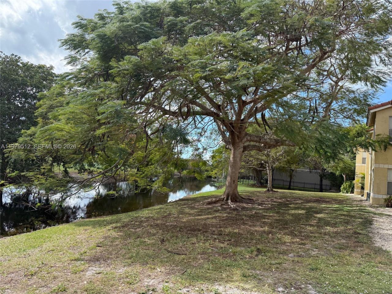 13090 Vista Isles Dr. , Unit 126, Sunrise, FL 33325 Photo