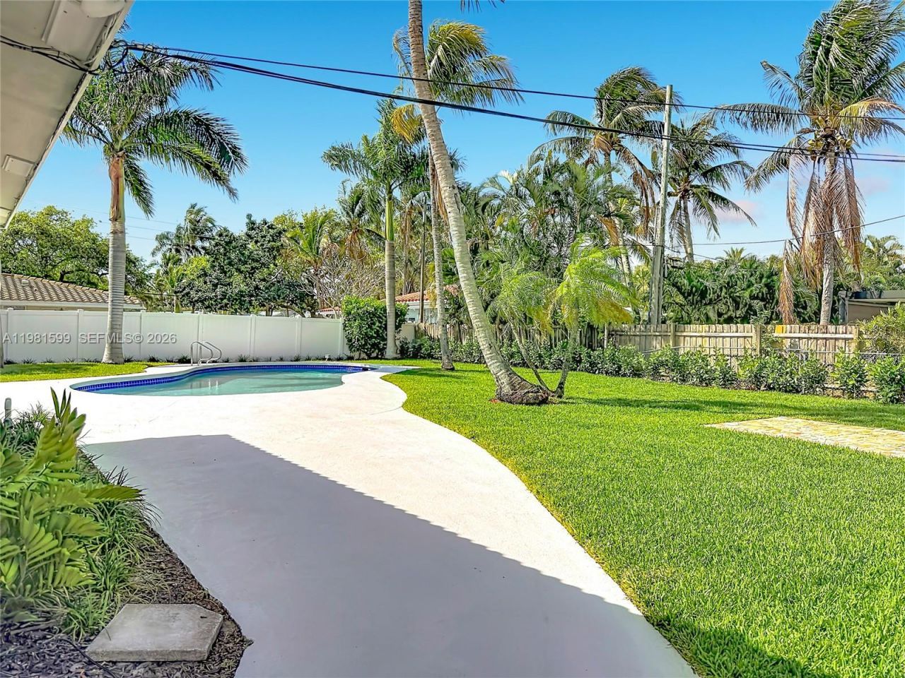 2533 NE 21st Ter, Lighthouse Point, FL 33064 Photo