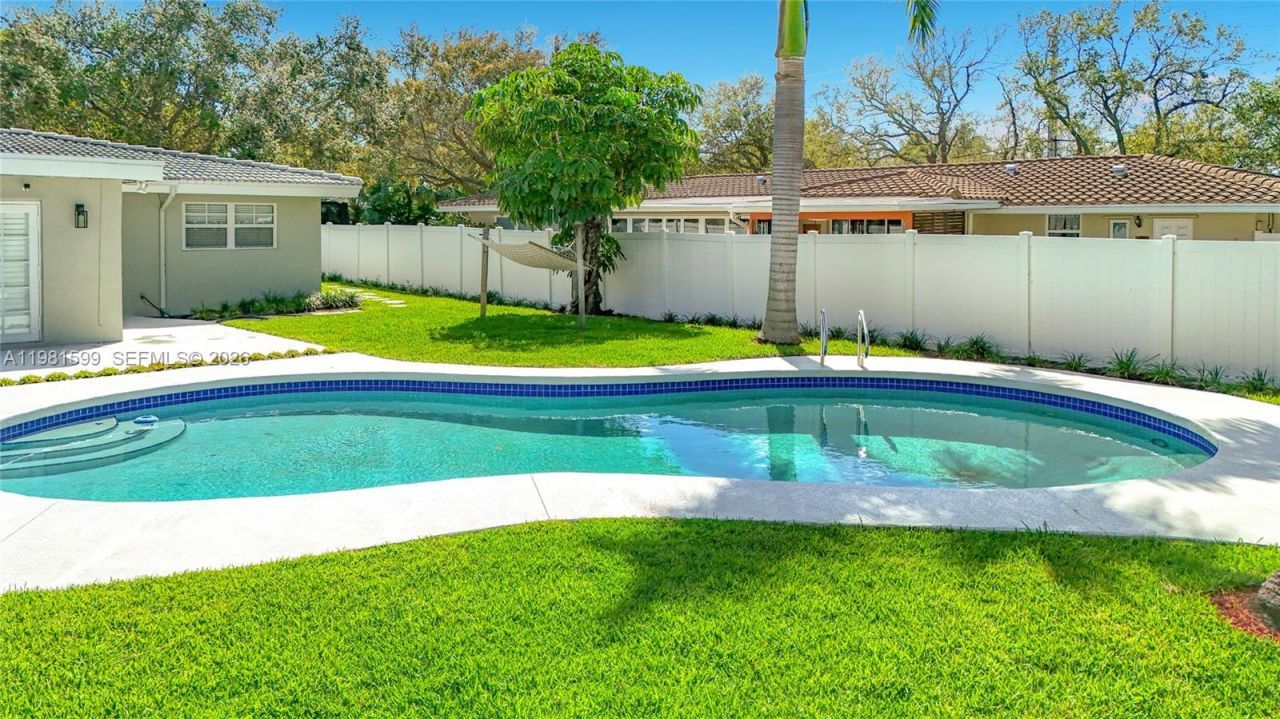 2533 NE 21st Ter, Lighthouse Point, FL 33064 Photo