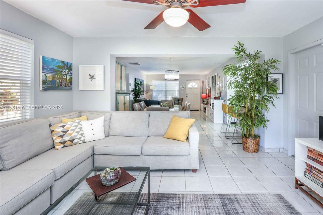 2209 N 15th Ave , Hollywood, FL 33020 Photo