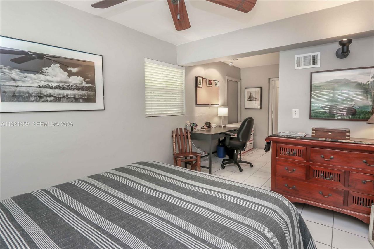 2209 N 15th Ave , Hollywood, FL 33020 Photo