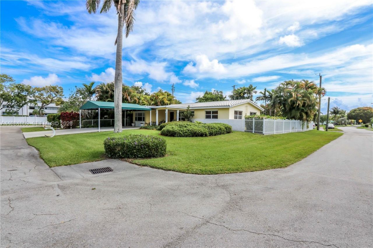 2209 N 15th Ave , Hollywood, FL 33020 Photo