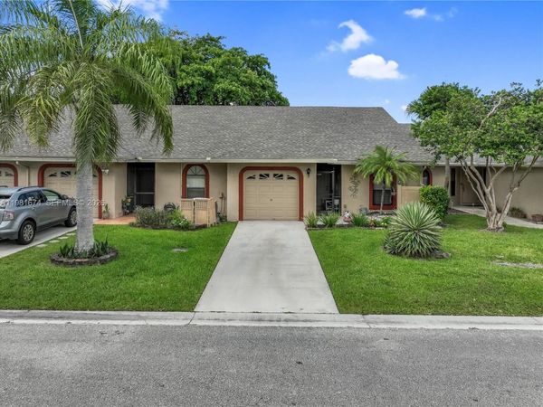 7641 NW 99th Ave, Tamarac, FL 33321