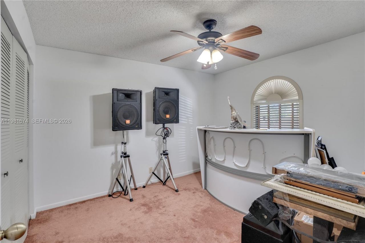 7641 NW 99th Ave, Tamarac, FL 33321 Photo