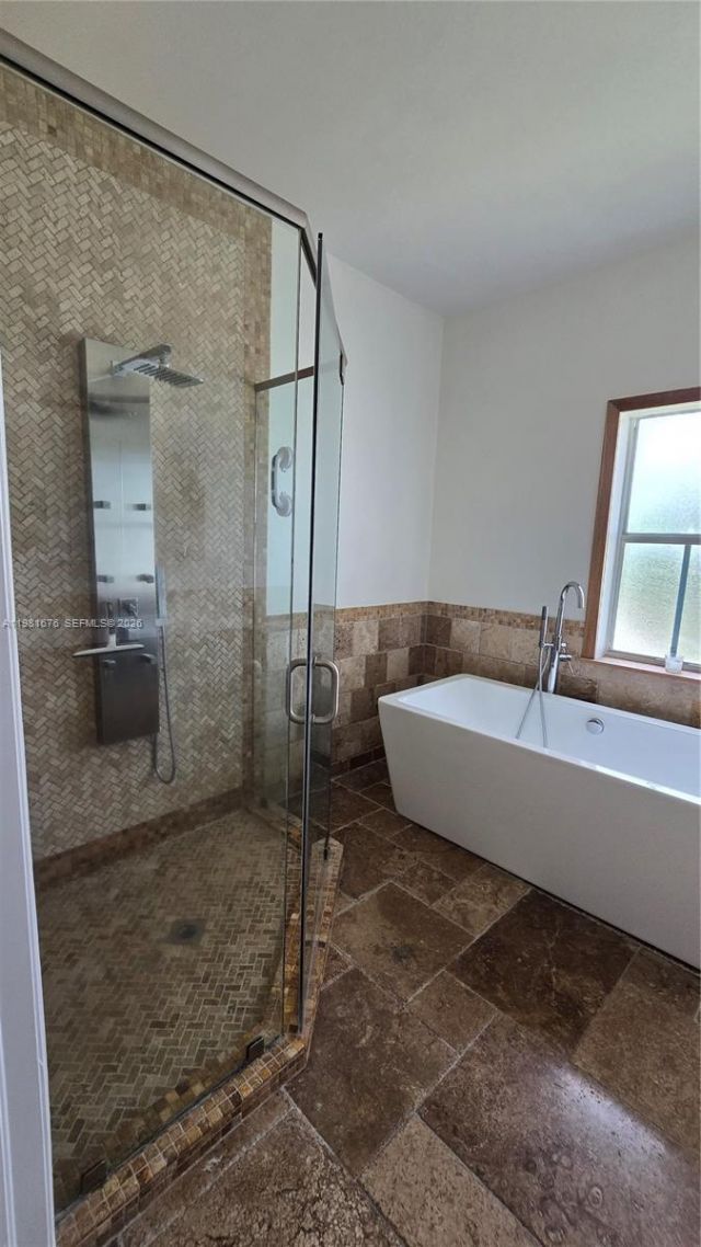 15826 SW 138th Ter, Miami, FL 33196 Photo