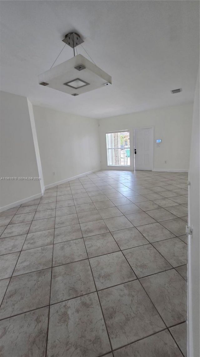 15826 SW 138th Ter, Miami, FL 33196 Photo