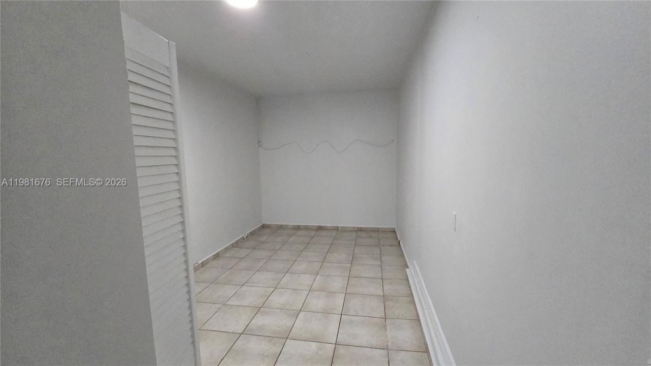 15826 SW 138th Ter, Miami, FL 33196 Photo