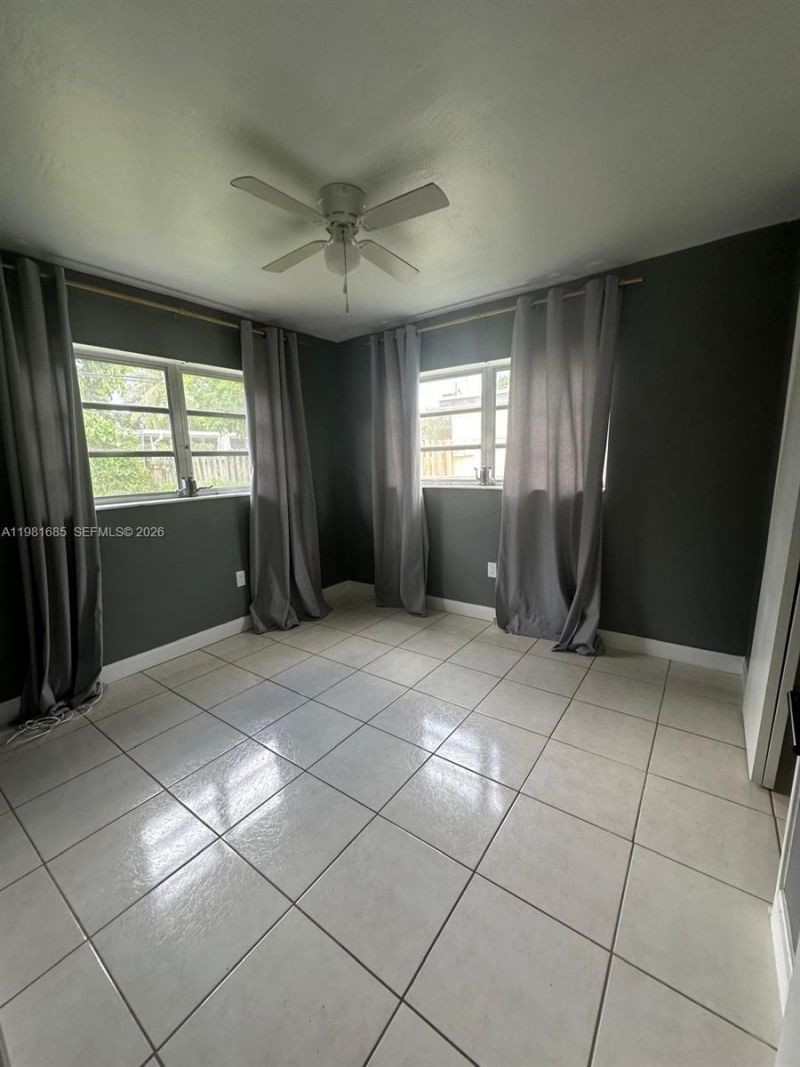 6443 Perry St, Hollywood, FL 33024 Photo