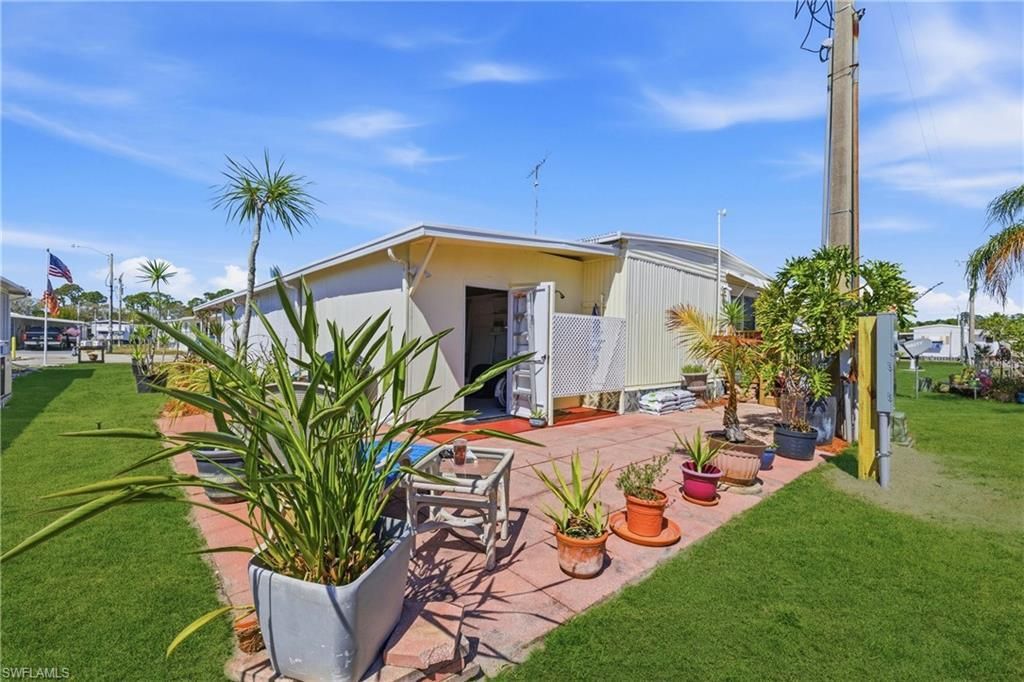 406 Twig Ct S, North Fort Myers, FL 33917 Photo