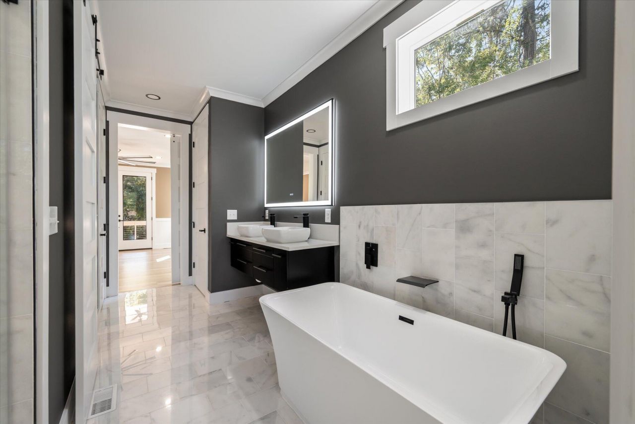 1216 Old Towne Road Photo 19