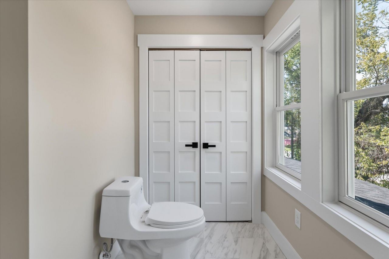 1216 Old Towne Road Photo 37