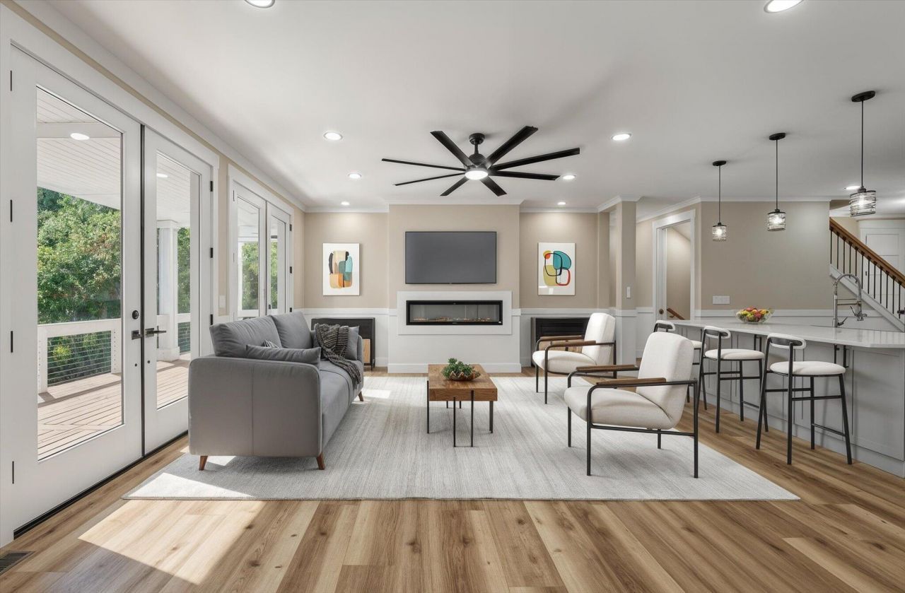 1216 Old Towne Road Photo 9