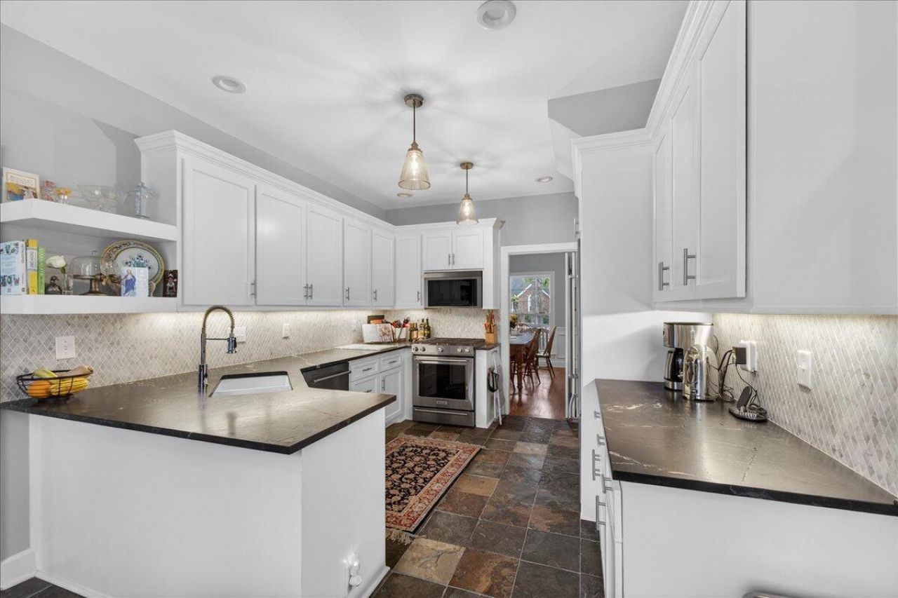 4216 Wildwood Landing Photo 29