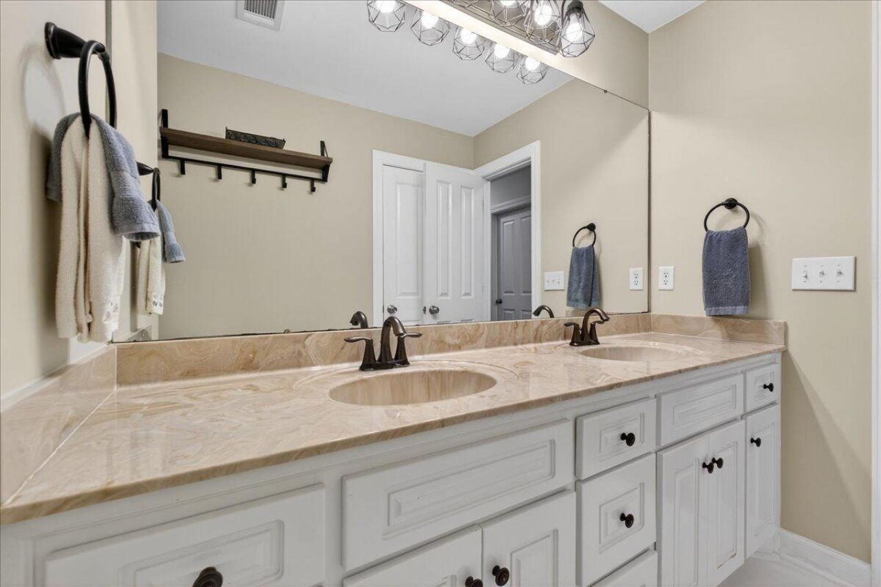 4216 Wildwood Landing Photo 42