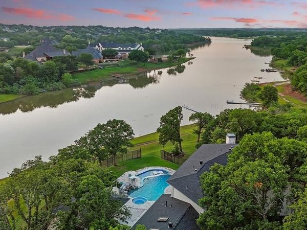 772 Lakewood Court, Highland Village, TX 75077