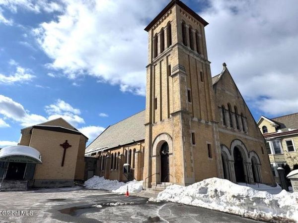 820 Madison Avenue, Albany, NY 12208