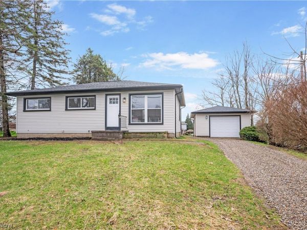 1833 Carlene Avenue SW, Massillon, OH 44647