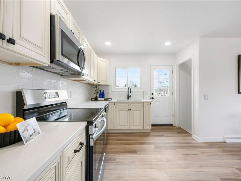 1833 Carlene Avenue SW, Massillon, OH 44647 Photo 8