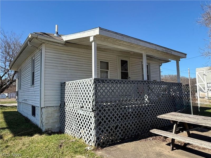 1351 W Main Street, Zanesville, OH 43701 Photo 4