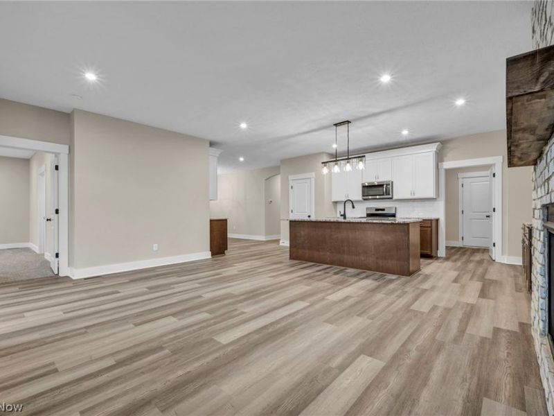 3630 Great Windsor Lane, Green, OH 44685 Photo 7