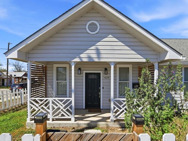 419 hackberry, San Antonio, TX 78202