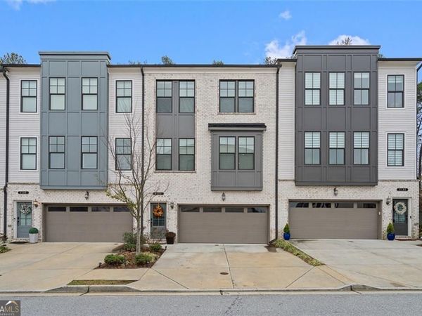 6176 Eves Way, Norcross, GA 30071