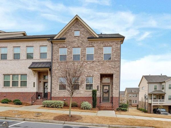 270 Commons Avenue, Woodstock, GA 30188