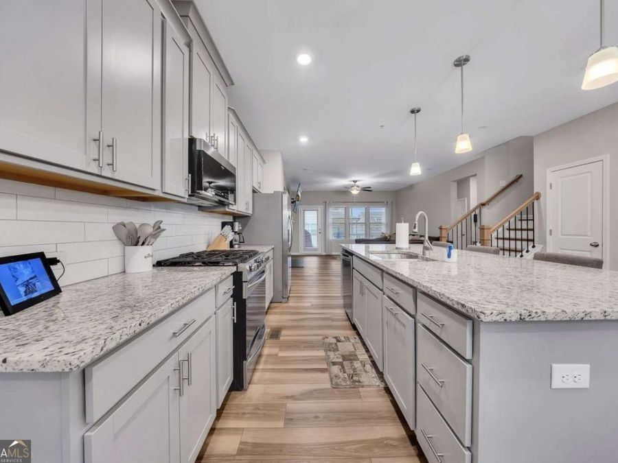 Property Image 9
