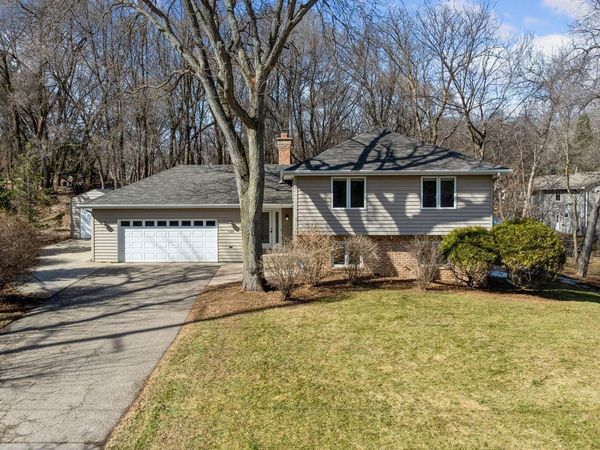 5420 Spring Lane, Minnetonka, MN 55345