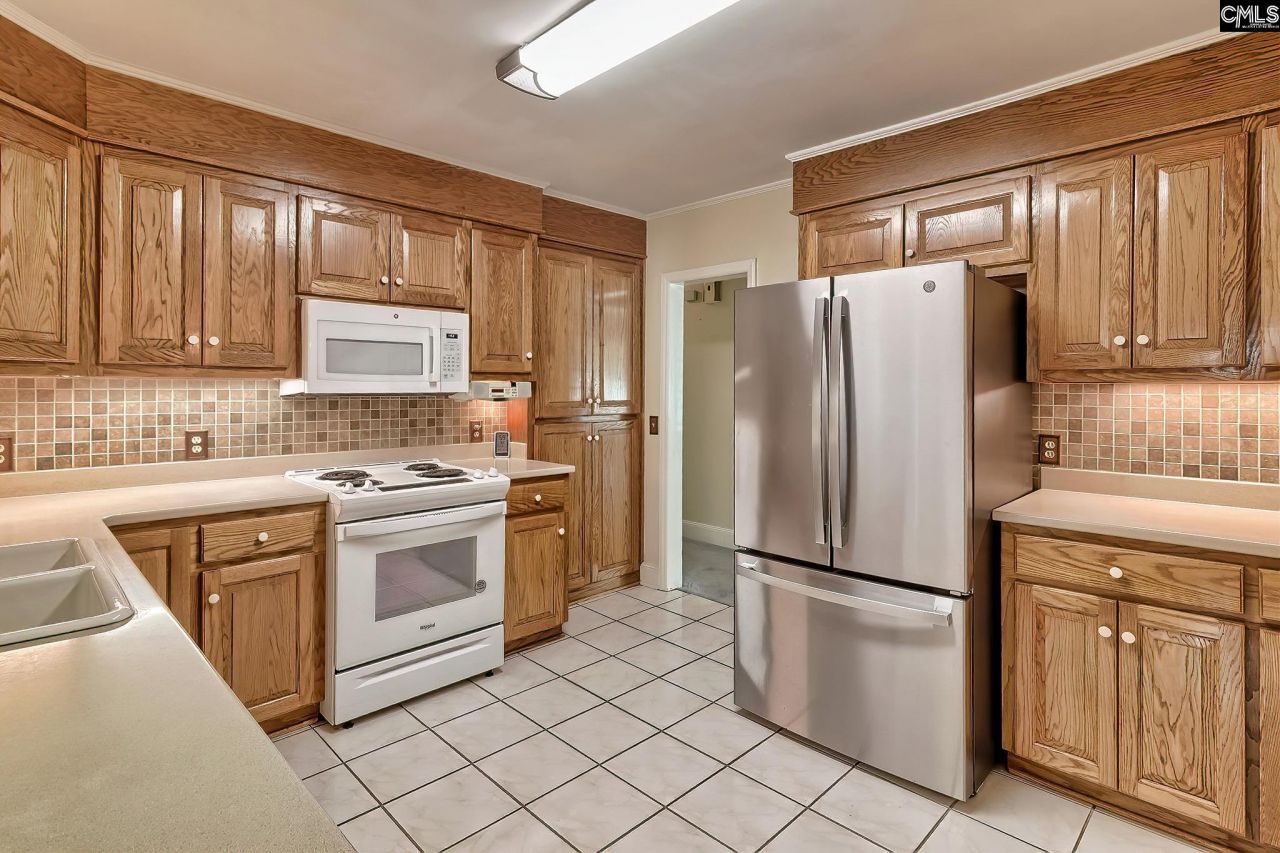 4137 Pinehaven Court  Photo 11