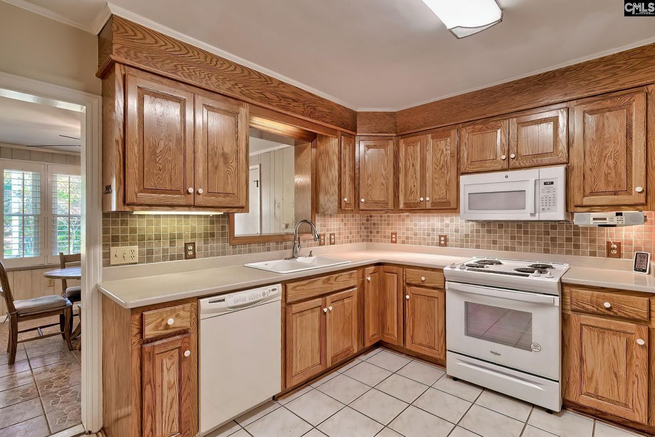 4137 Pinehaven Court  Photo 12