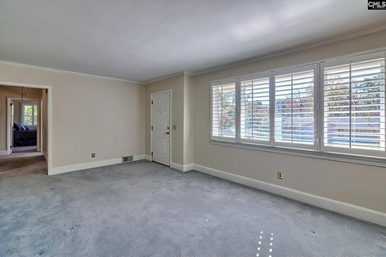 4137 Pinehaven Court  Photo 7