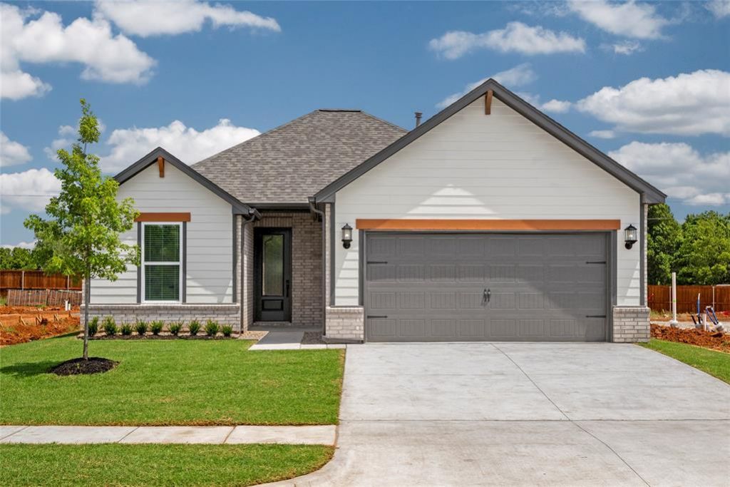 3116 Evyn Boulevard, Yukon, OK 73099 Main Photo