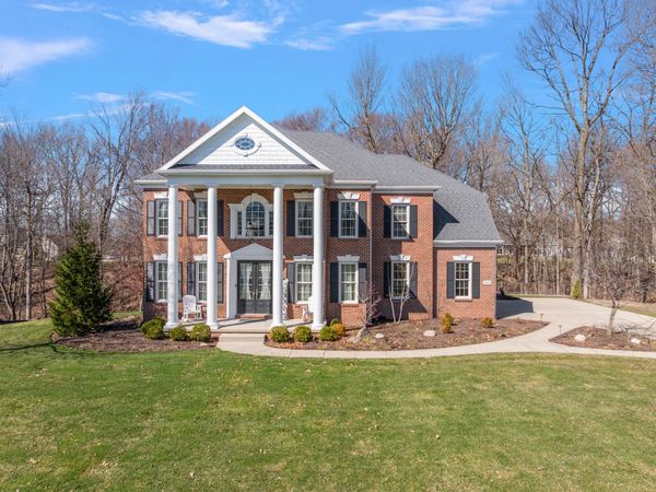 5052 S Dickinson Court, St. Joseph, MI 49085
