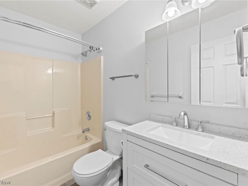 30370 Sugar Sand Lane, North Olmsted, OH 44070 Photo 26