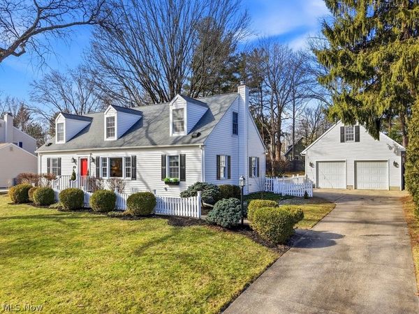 54 E Case Drive , Hudson, OH 44236