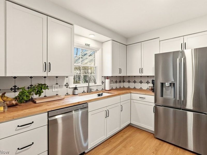 54 E Case Drive, Hudson, OH 44236 Photo 13