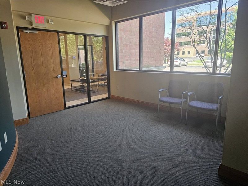 822 Kumho Drive, Unit 102, Fairlawn, OH 44333 Photo 3