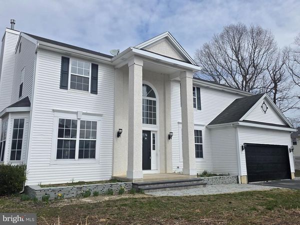 6054 WILMINGTON AVENUE, EGG HARBOR TOWNSHIP, NJ 08234