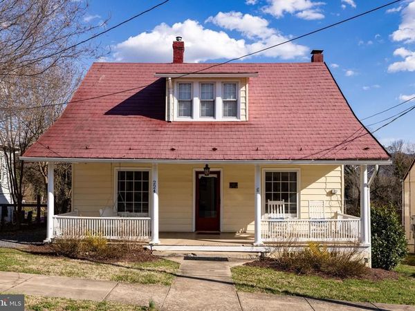 224 N CHURCH STREET , WOODSTOCK, VA 22664