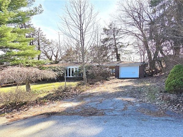 107 Winfield Ave, Bentleyville, PA 15314