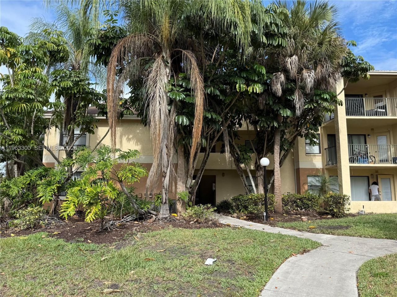 9999 Summerbreeze Dr, Unit 101, Sunrise, FL 33322 Photo