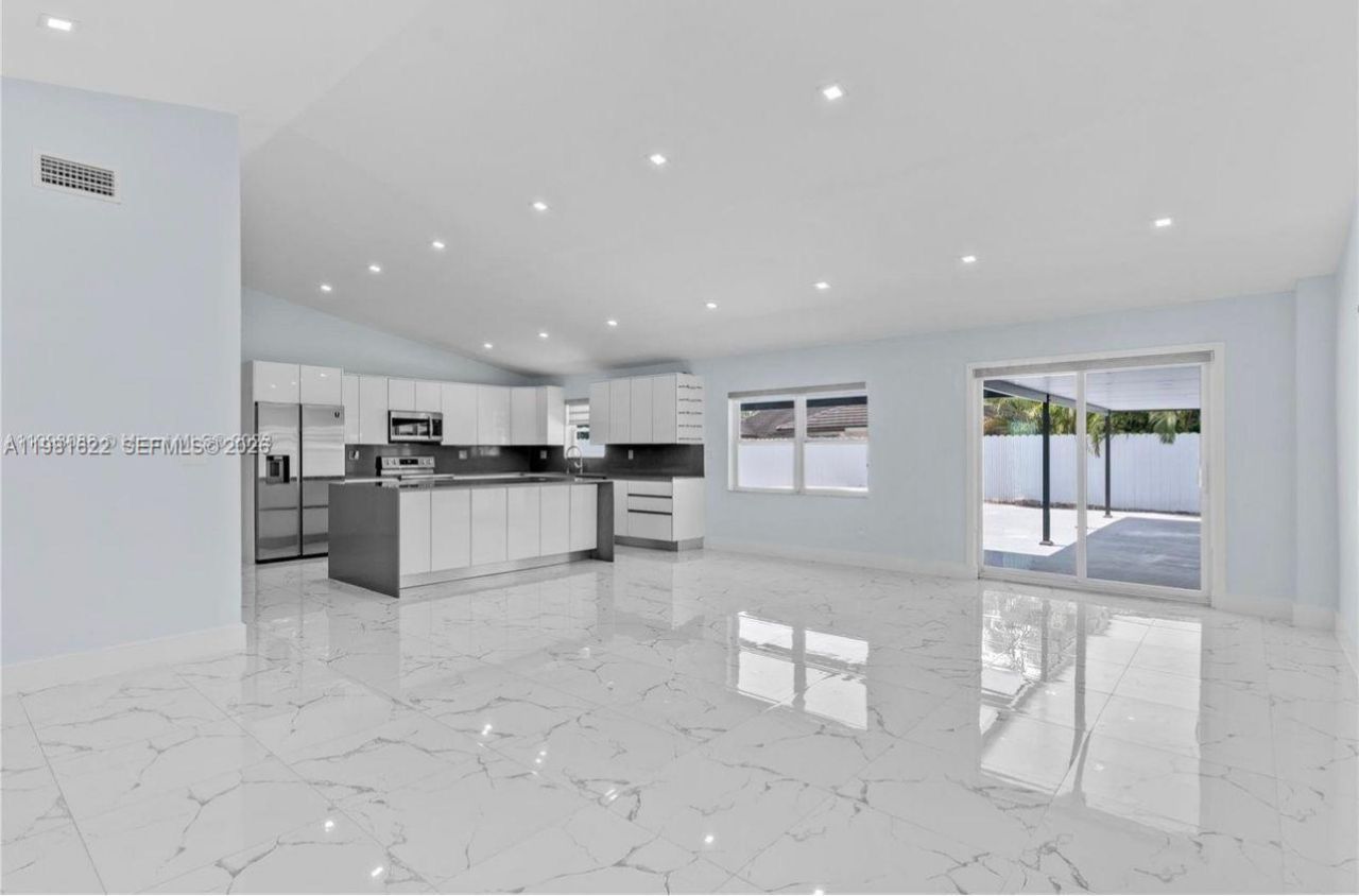 14721 SW 170th Ter , Miami, FL 33187 Photo