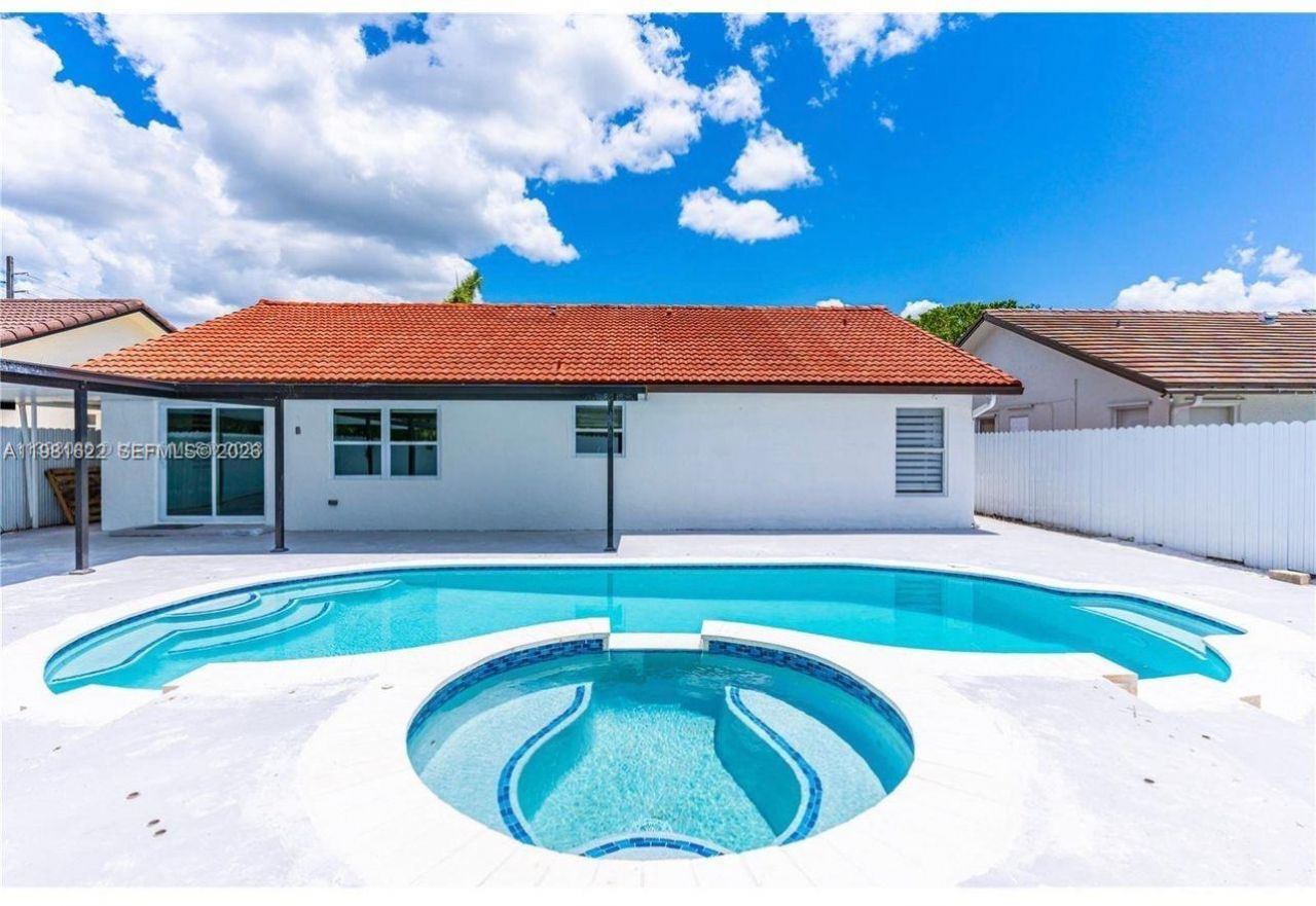 14721 SW 170th Ter , Miami, FL 33187 Photo