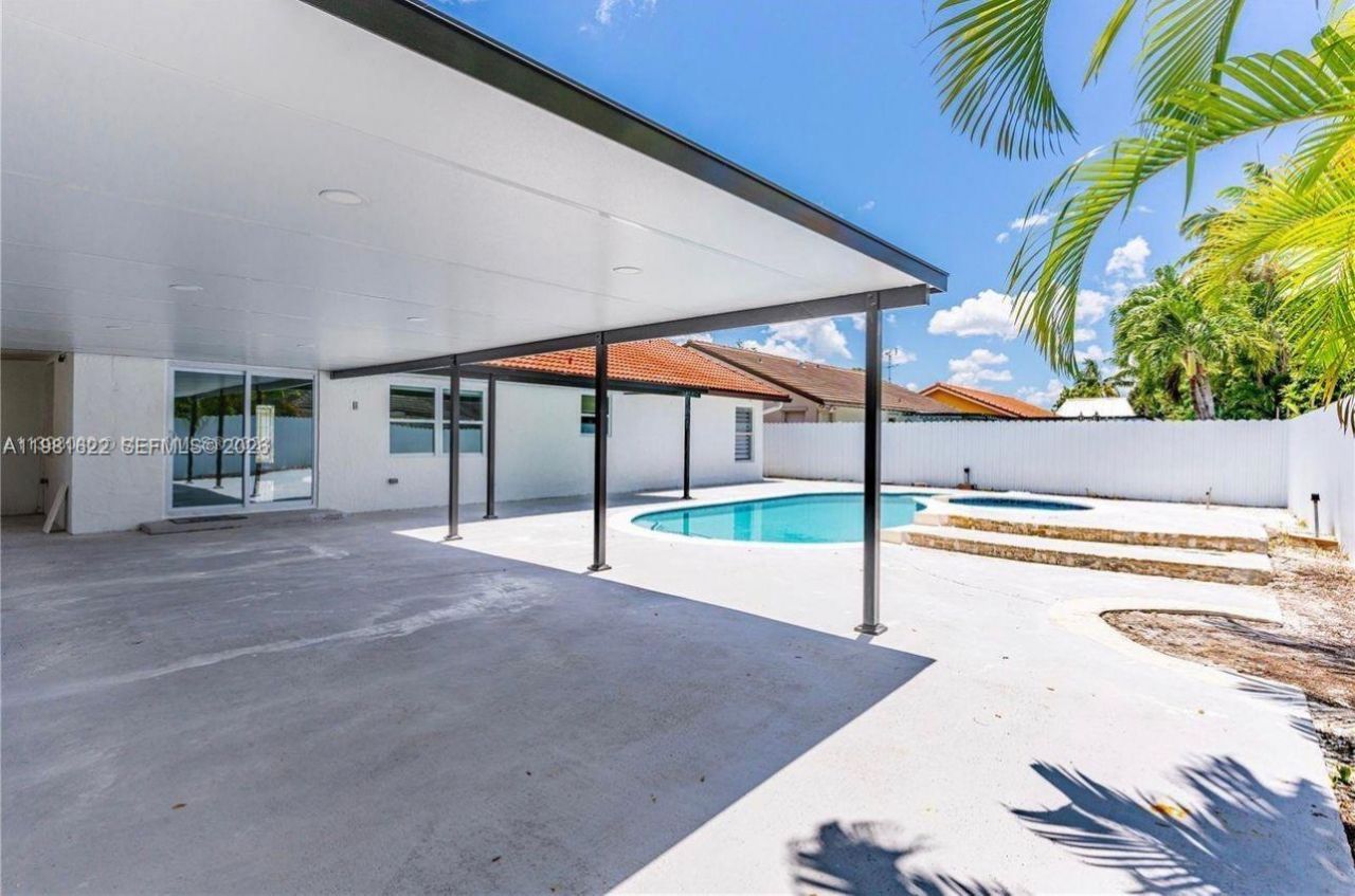 14721 SW 170th Ter , Miami, FL 33187 Photo