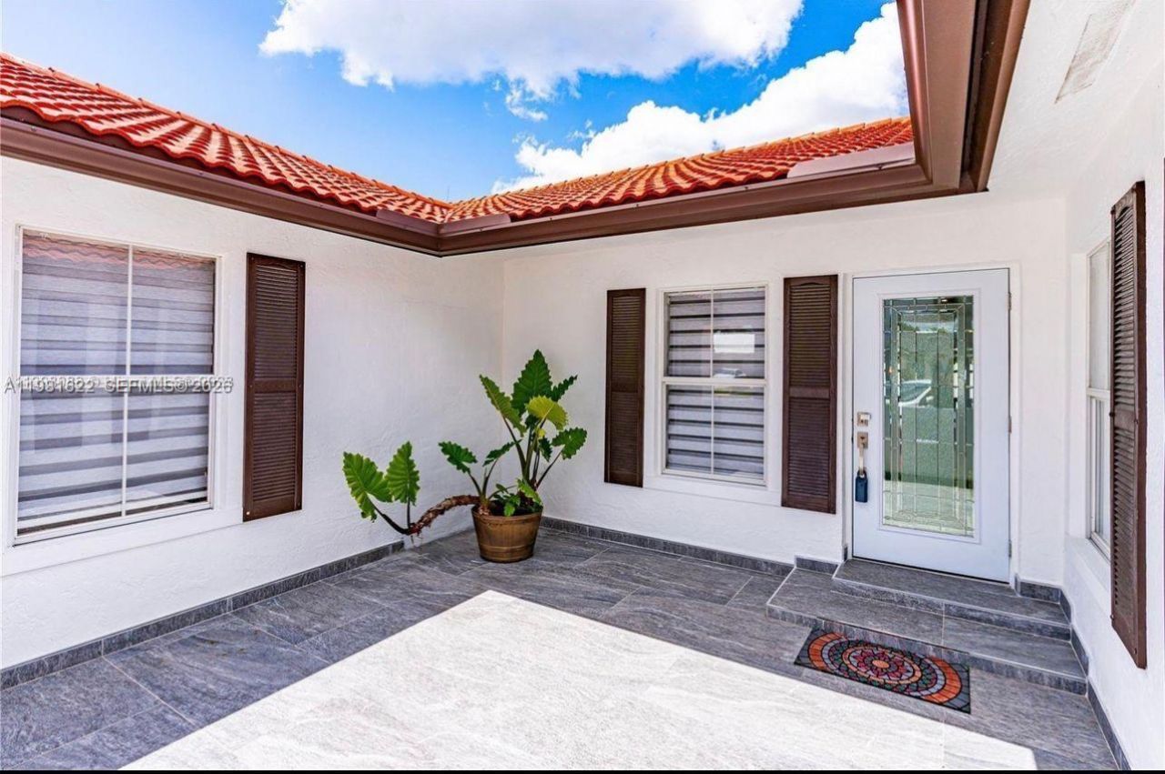 14721 SW 170th Ter , Miami, FL 33187 Photo