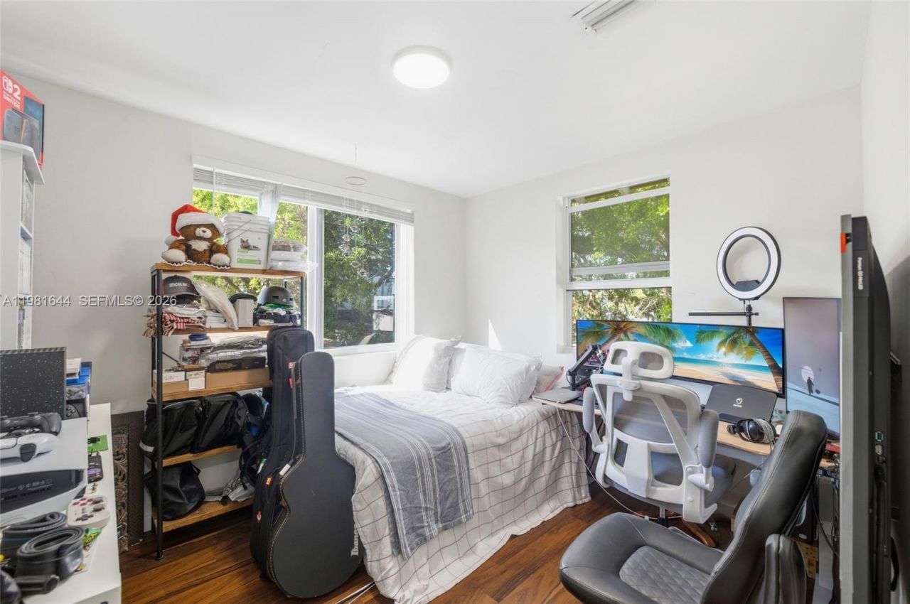 6324 NW 1st Pl, Miami, FL 33150 Photo